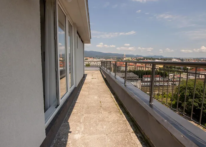Prime View Apartments Blanca And Lena